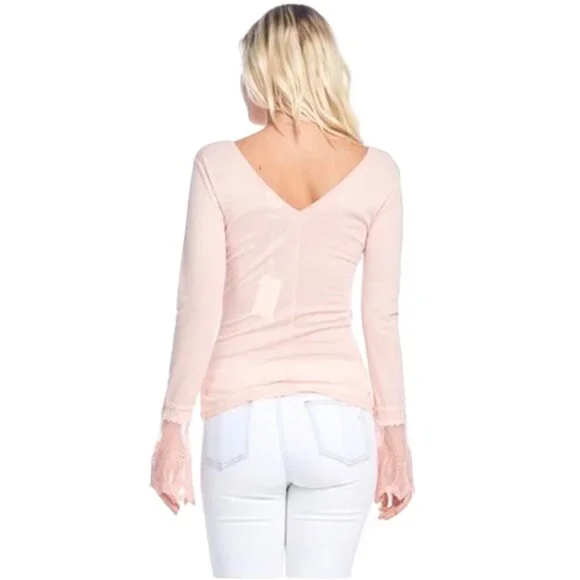 NWT Pale Pink Lace Bell Sleeve V-Neck Top | Balletcore Soft Girl Coquette Boho S - Picture 5 of 9